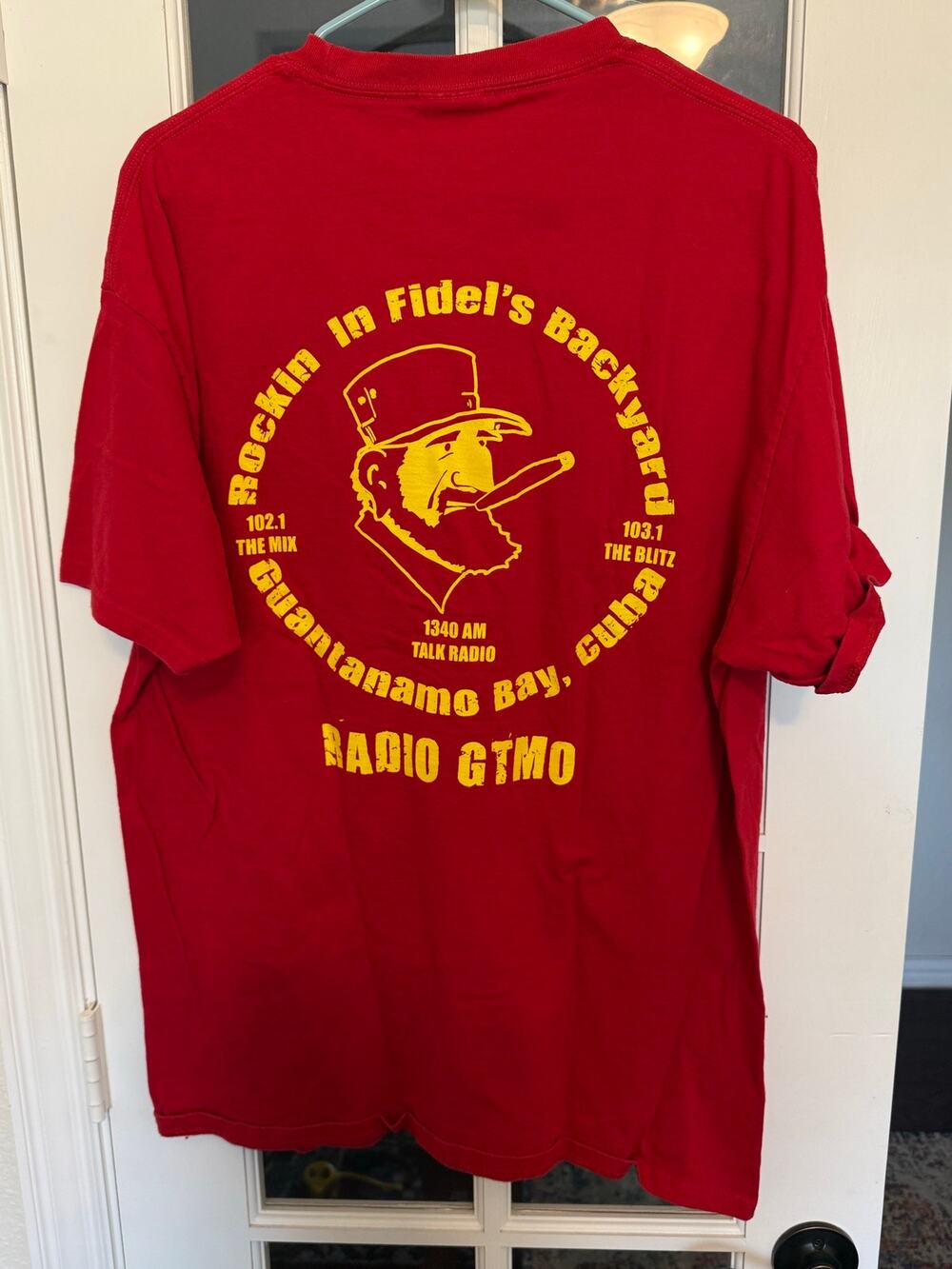 Radio GTMO Guantanamo Bay Cuba Graphic T-Shirt Red Military Souvenir XL
